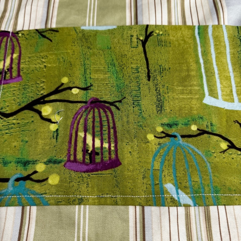 Hand Crafted Apron - Picture 6 of 9